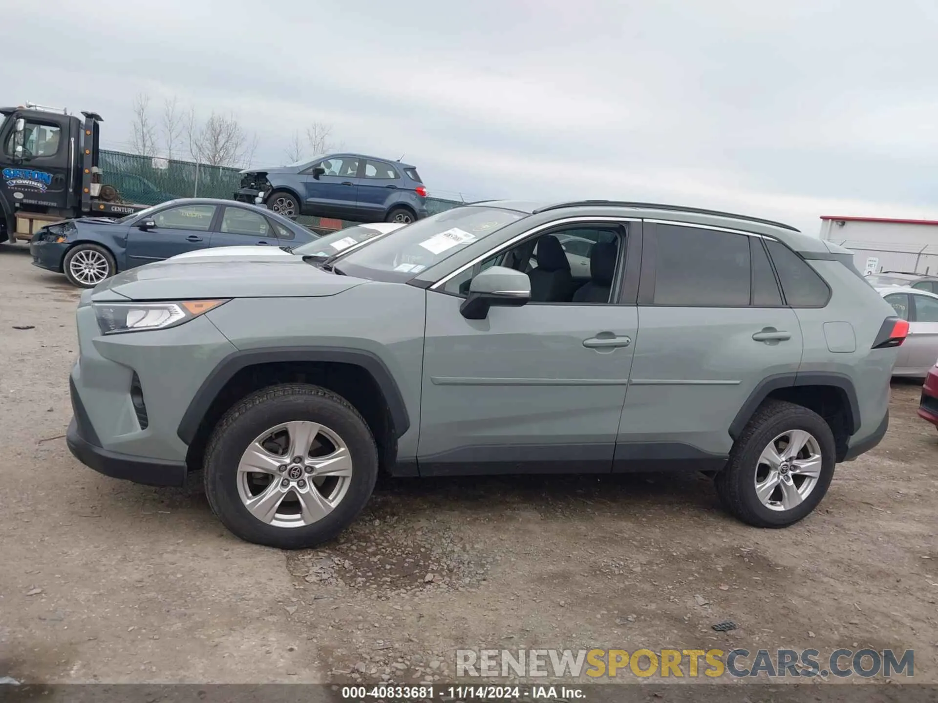 14 Photograph of a damaged car 2T3P1RFV5MW178023 TOYOTA RAV4 2021