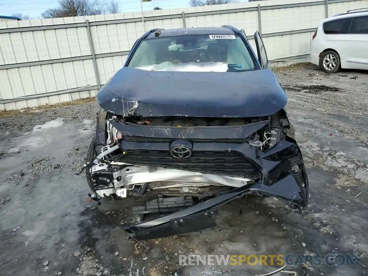 5 Photograph of a damaged car 2T3P1RFV5MW181343 TOYOTA RAV4 2021