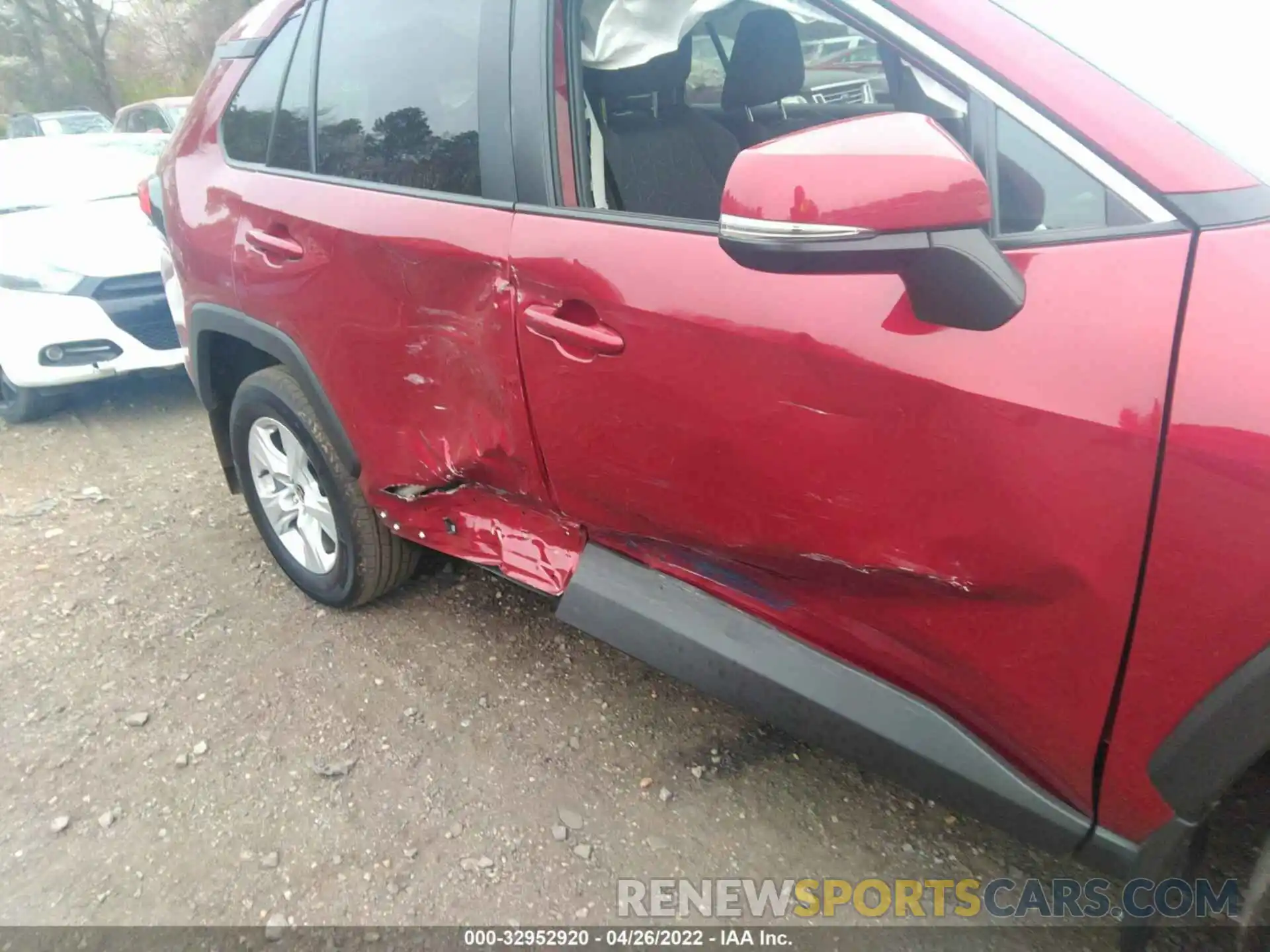 6 Photograph of a damaged car 2T3P1RFV5MW216902 TOYOTA RAV4 2021