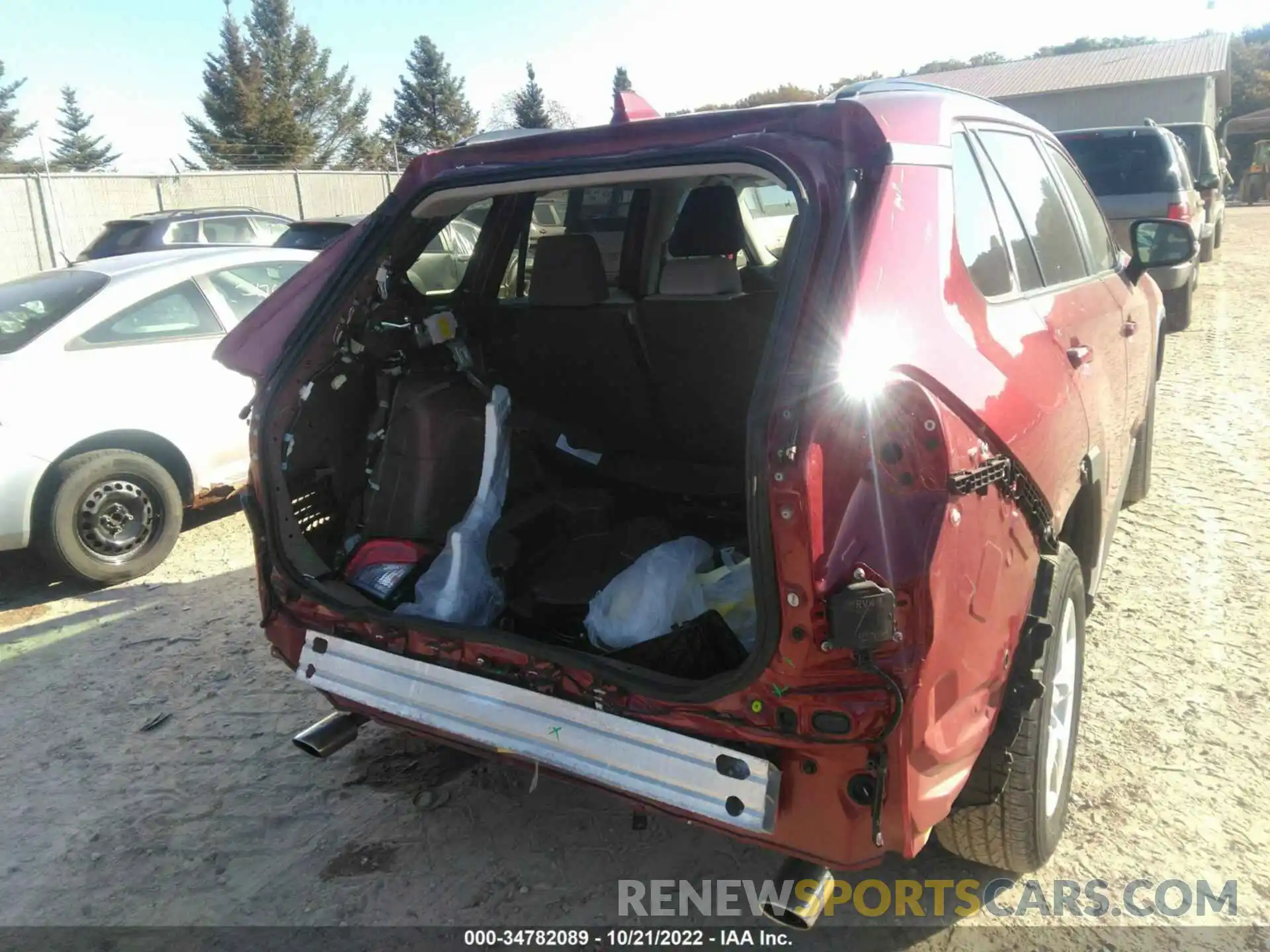 6 Photograph of a damaged car 2T3P1RFV5MW221369 TOYOTA RAV4 2021