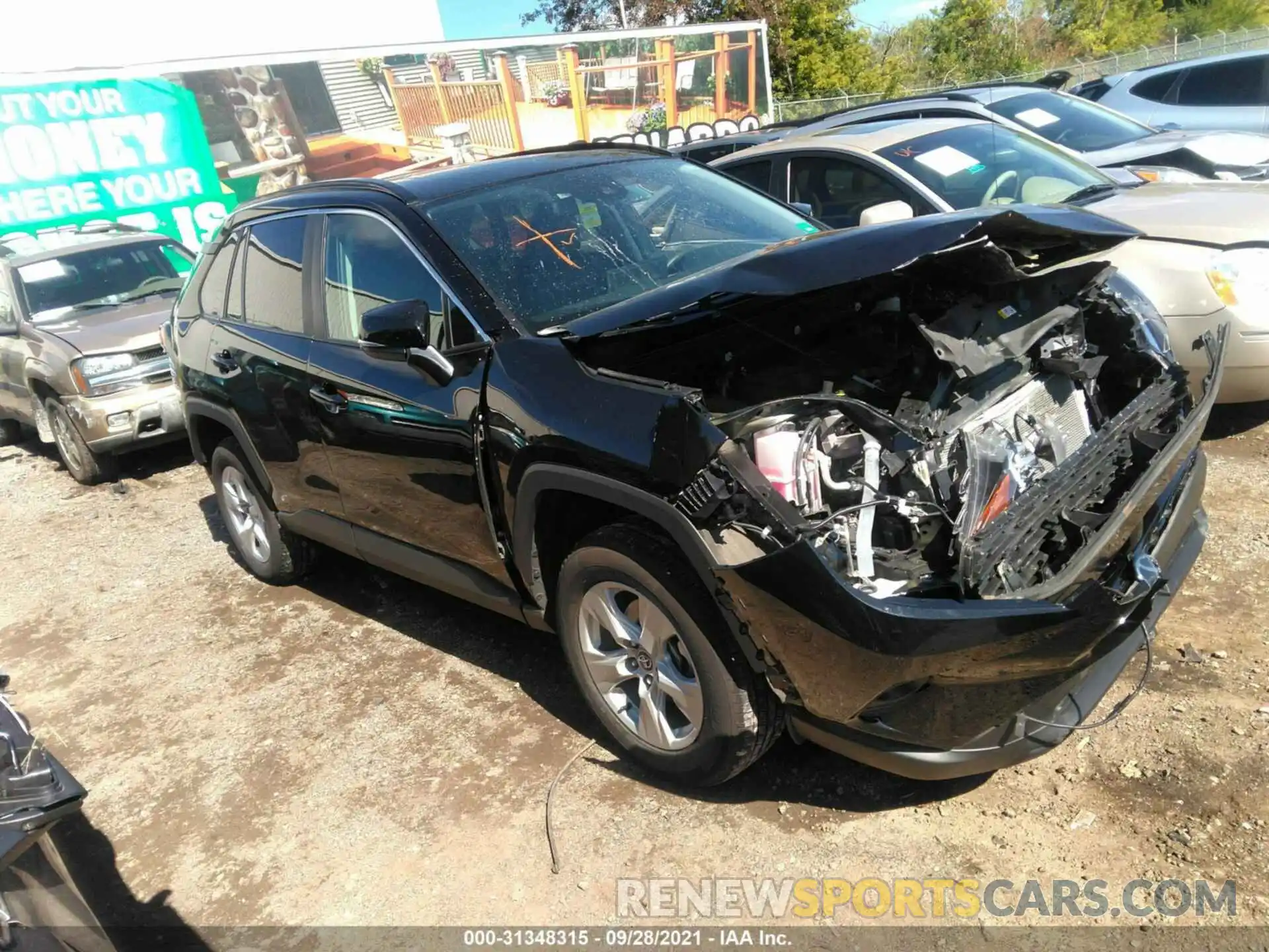 1 Photograph of a damaged car 2T3P1RFV6MC142911 TOYOTA RAV4 2021