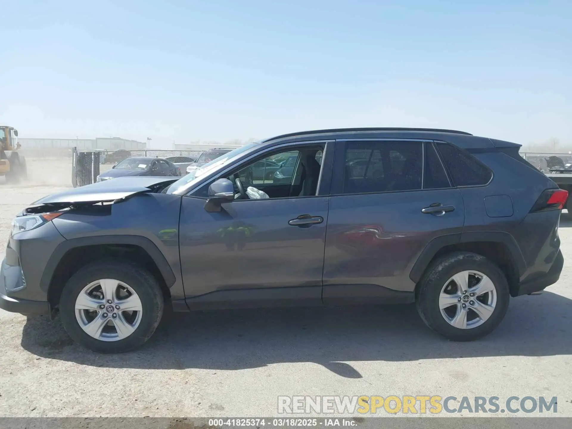 14 Photograph of a damaged car 2T3P1RFV6MC143475 TOYOTA RAV4 2021