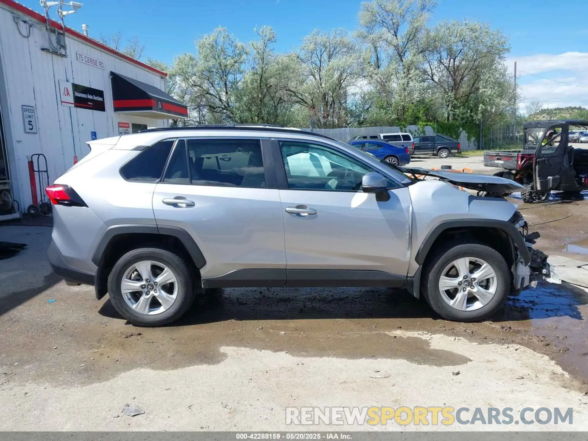 14 Photograph of a damaged car 2T3P1RFV6MC153214 TOYOTA RAV4 2021