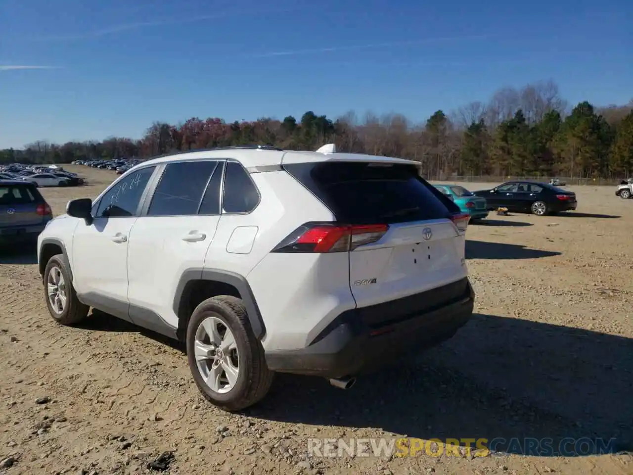 3 Photograph of a damaged car 2T3P1RFV6MC173799 TOYOTA RAV4 2021