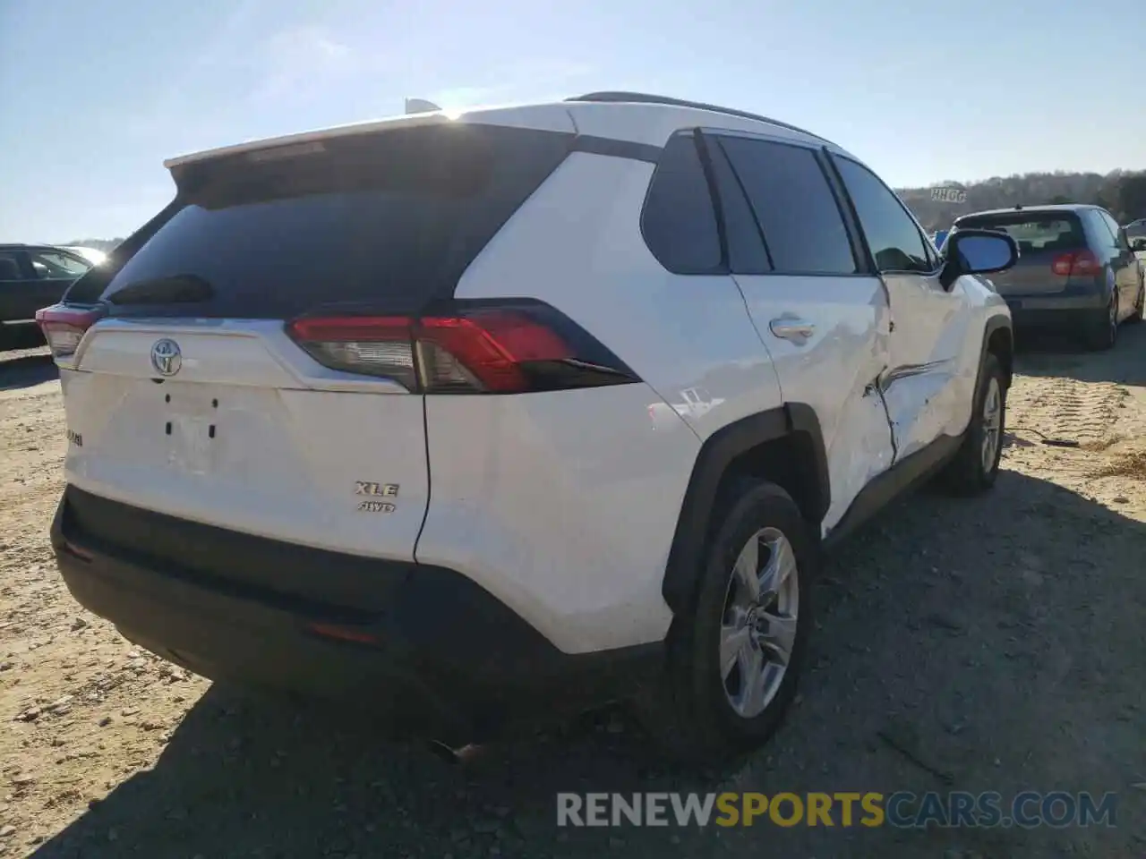 4 Photograph of a damaged car 2T3P1RFV6MC173799 TOYOTA RAV4 2021