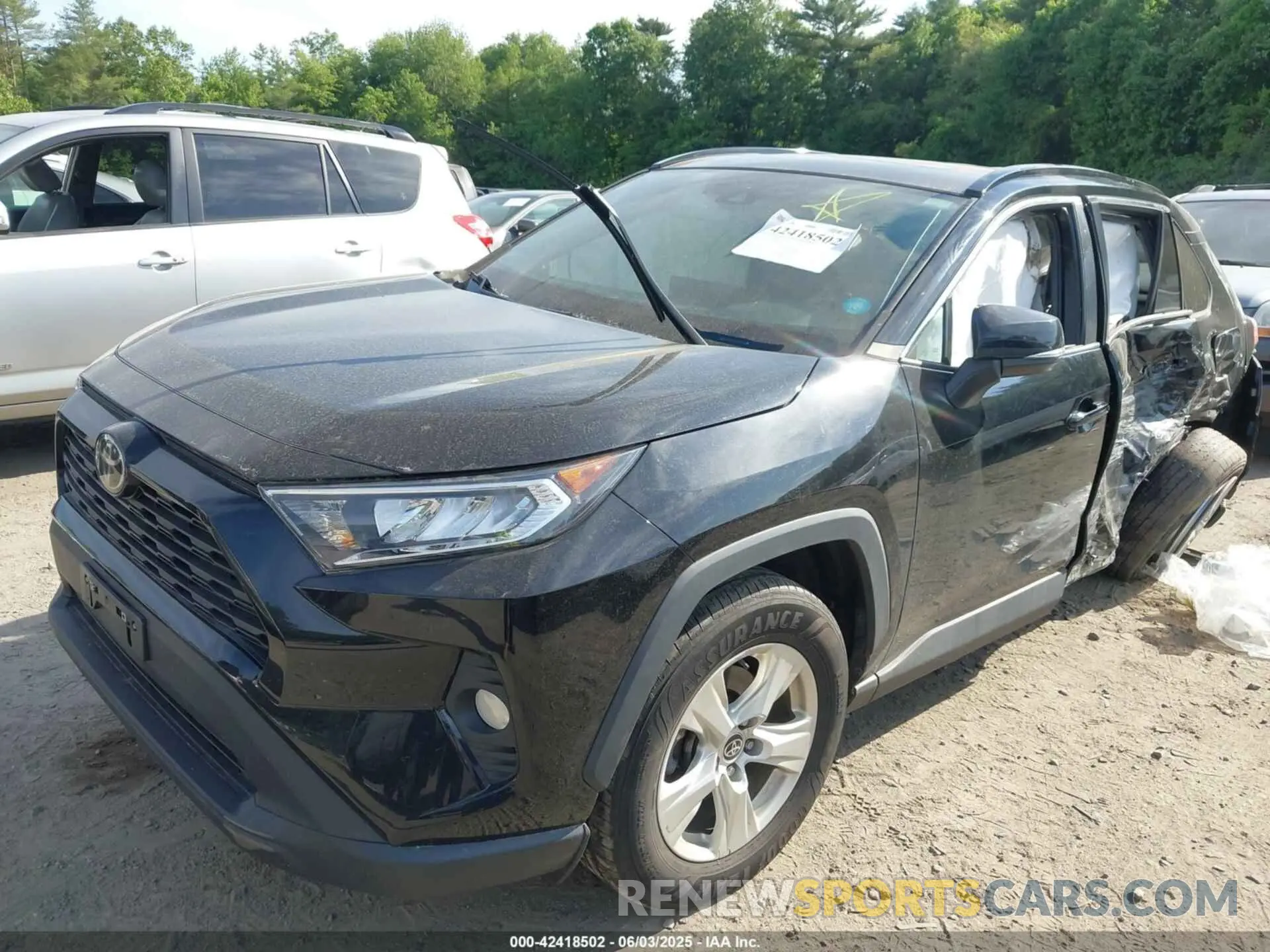 2 Photograph of a damaged car 2T3P1RFV6MC182924 TOYOTA RAV4 2021