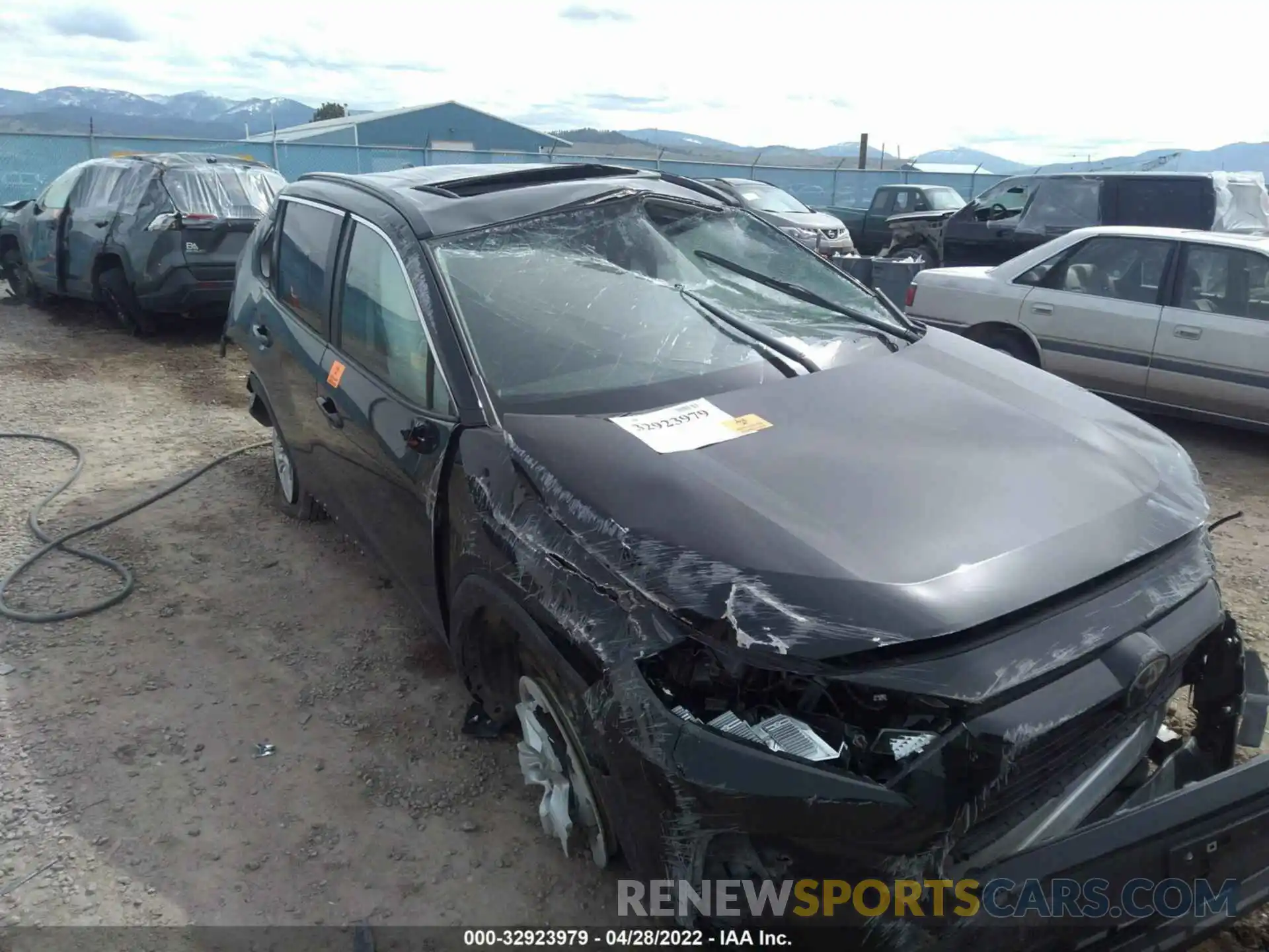 6 Photograph of a damaged car 2T3P1RFV6MC188819 TOYOTA RAV4 2021