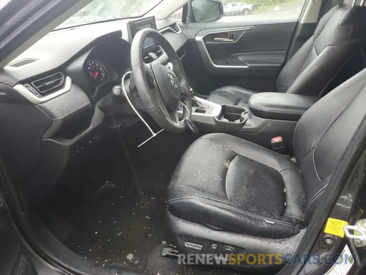 7 Photograph of a damaged car 2T3P1RFV6MC189100 TOYOTA RAV4 2021