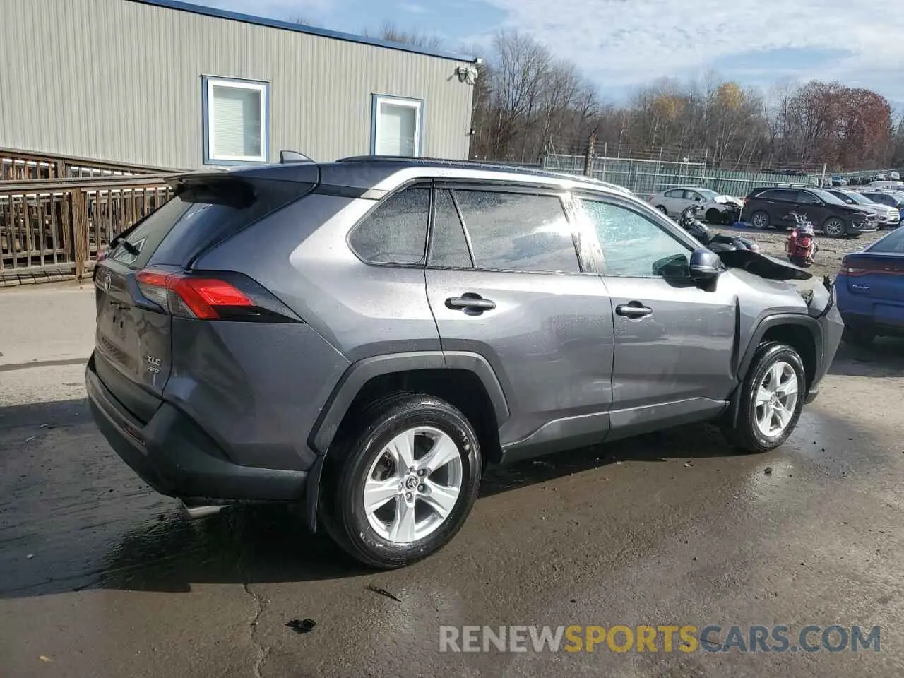 3 Photograph of a damaged car 2T3P1RFV6MC192305 TOYOTA RAV4 2021