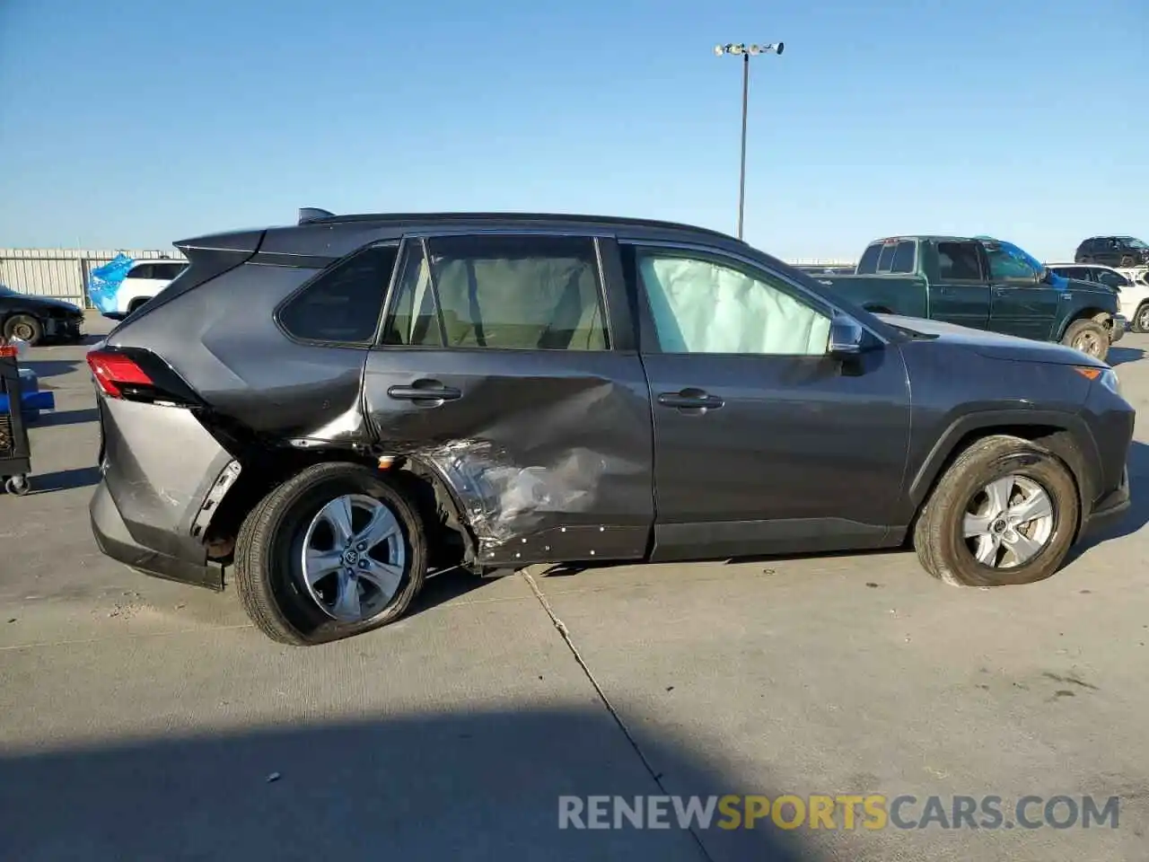 9 Photograph of a damaged car 2T3P1RFV6MC193793 TOYOTA RAV4 2021