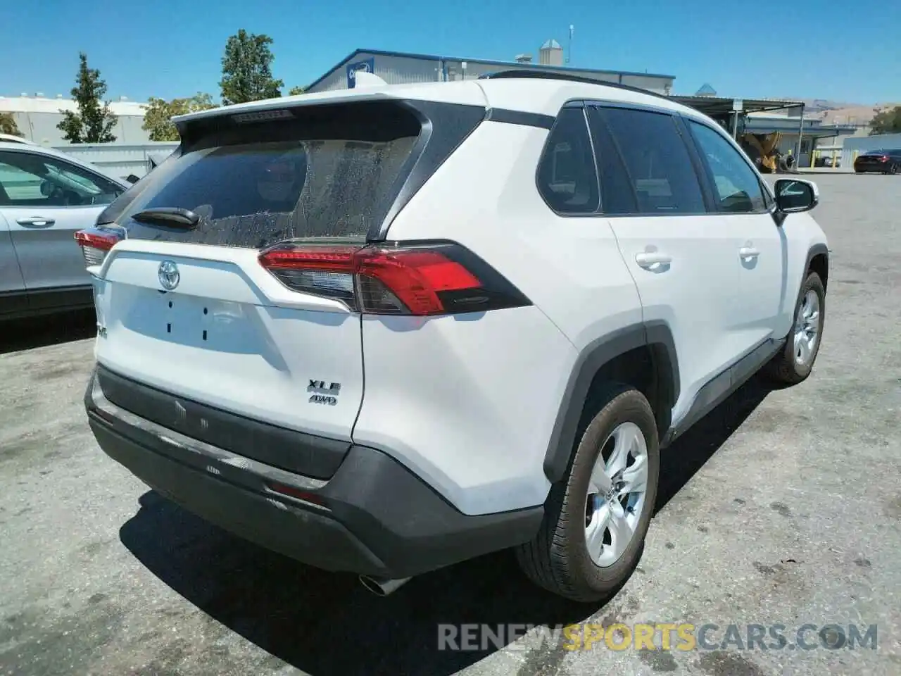 4 Photograph of a damaged car 2T3P1RFV6MC206686 TOYOTA RAV4 2021