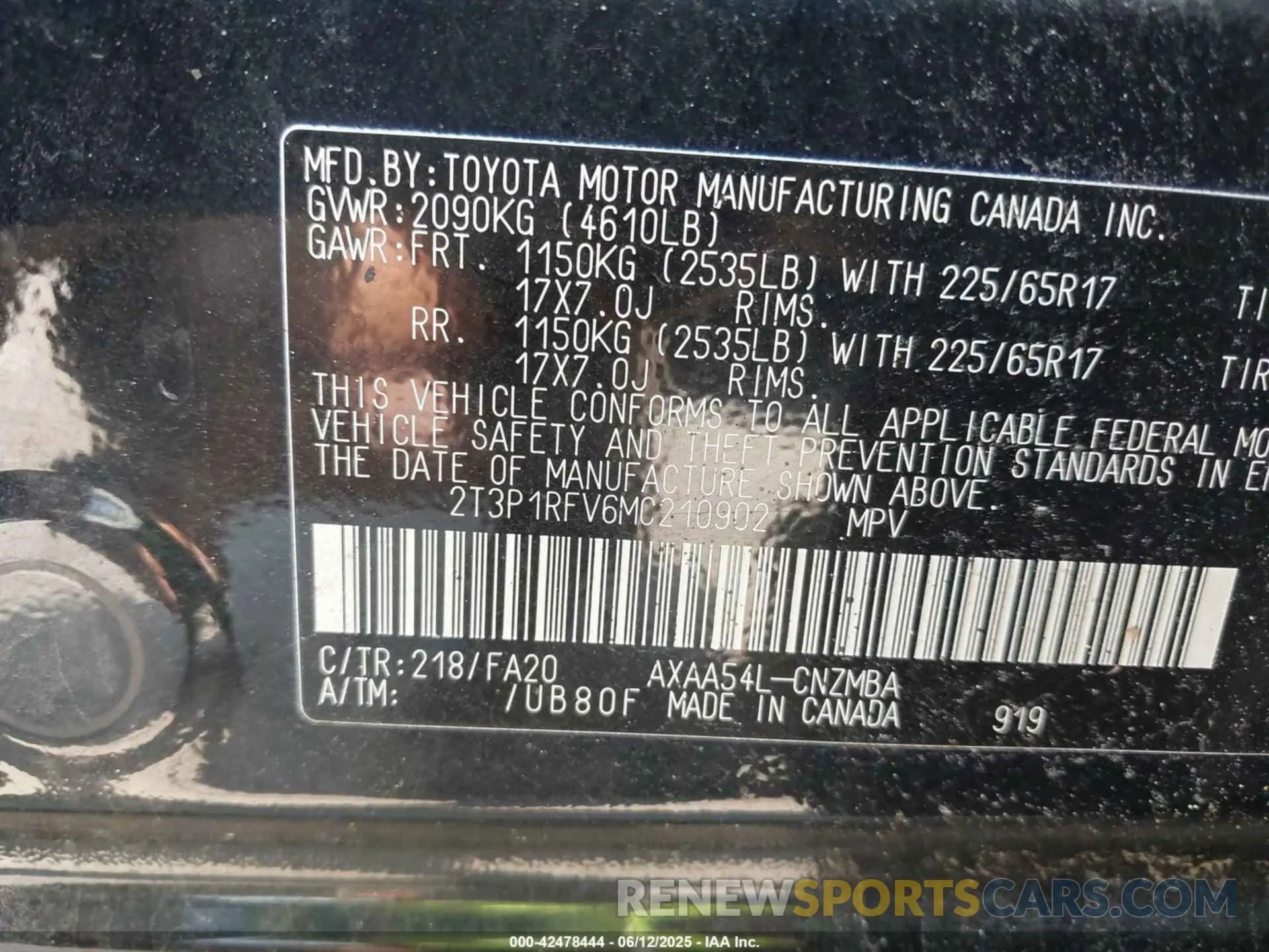 9 Photograph of a damaged car 2T3P1RFV6MC210902 TOYOTA RAV4 2021