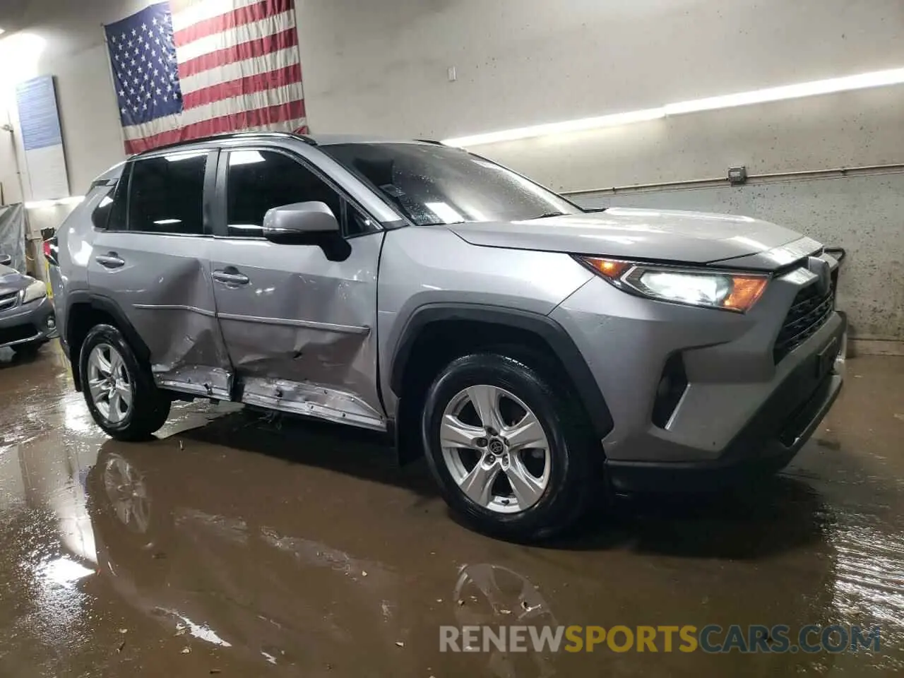 4 Photograph of a damaged car 2T3P1RFV6MC215890 TOYOTA RAV4 2021