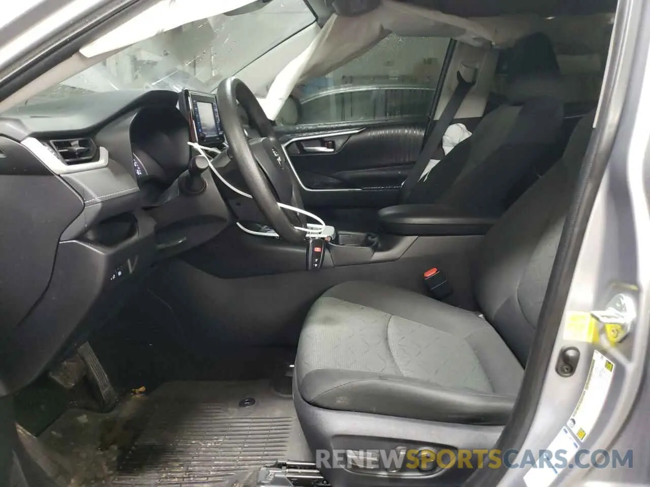 7 Photograph of a damaged car 2T3P1RFV6MC215890 TOYOTA RAV4 2021