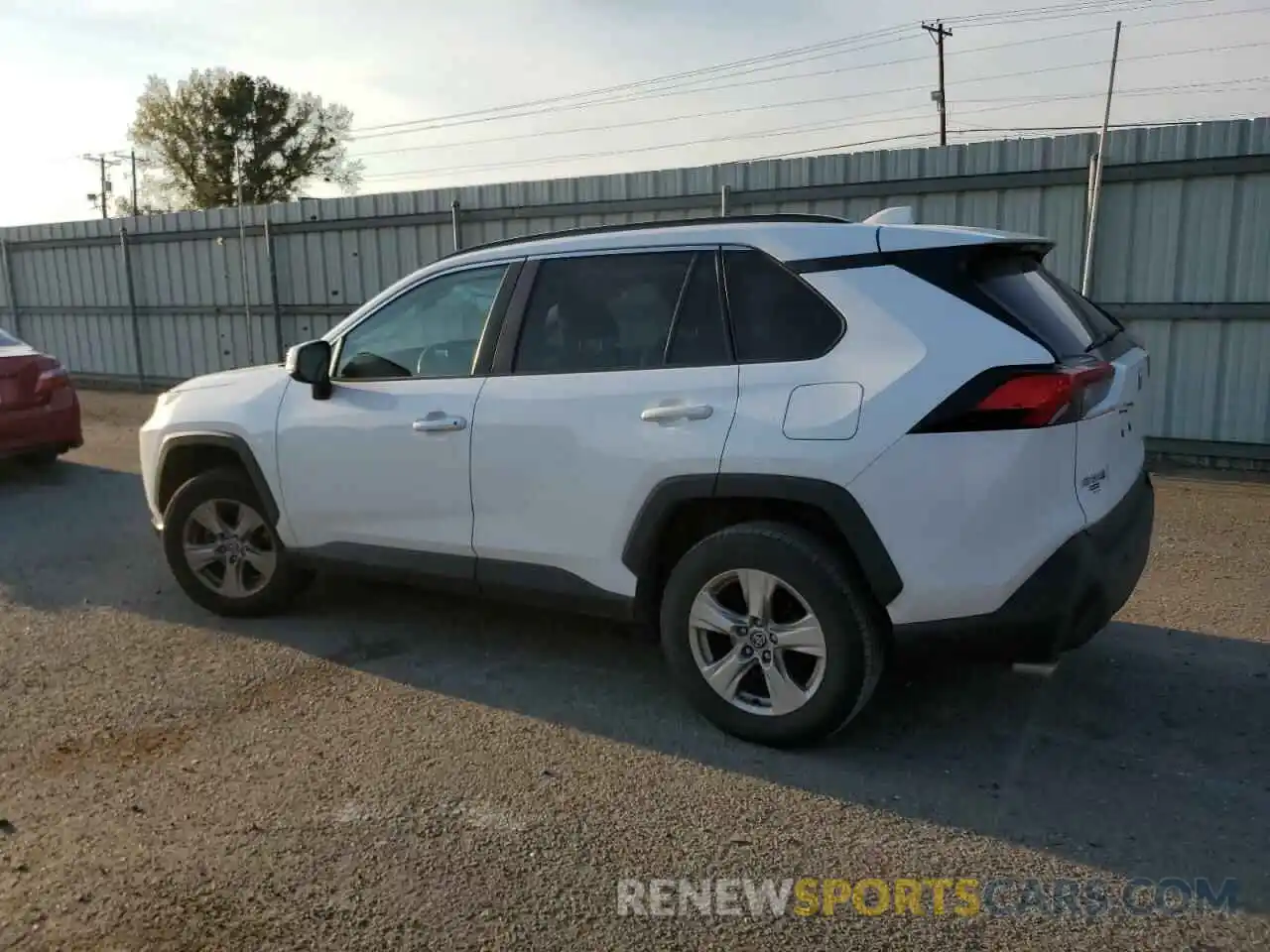 2 Photograph of a damaged car 2T3P1RFV6MC223732 TOYOTA RAV4 2021