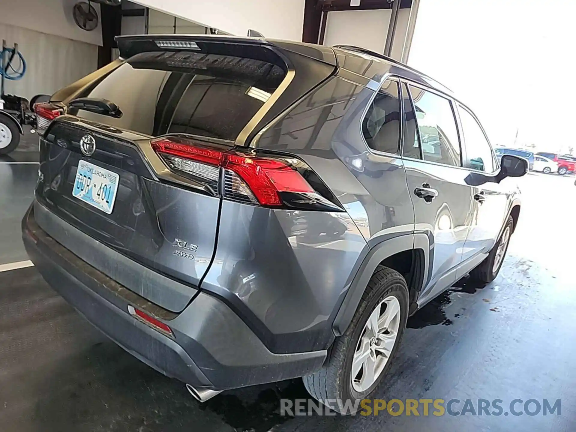 7 Photograph of a damaged car 2T3P1RFV6MC233189 TOYOTA RAV4 2021