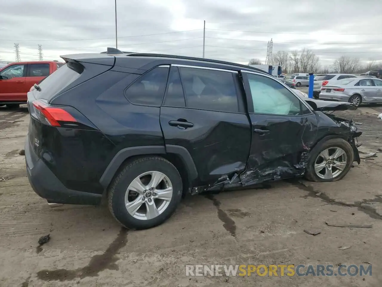 3 Photograph of a damaged car 2T3P1RFV6MC238540 TOYOTA RAV4 2021