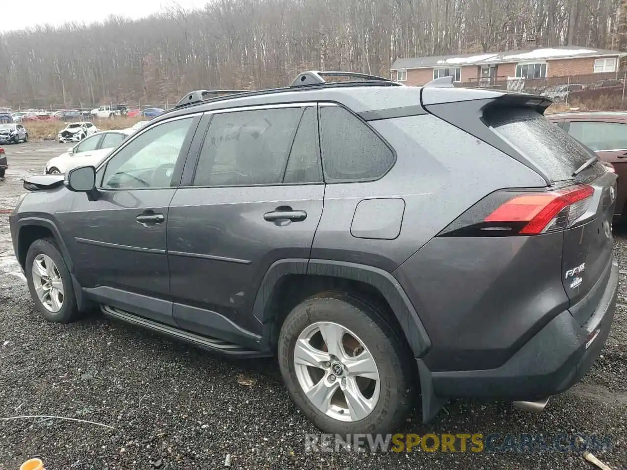 2 Photograph of a damaged car 2T3P1RFV6MC239901 TOYOTA RAV4 2021