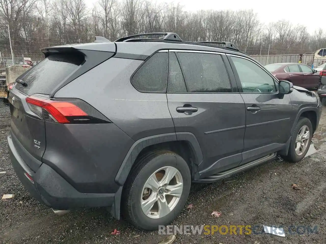 3 Photograph of a damaged car 2T3P1RFV6MC239901 TOYOTA RAV4 2021