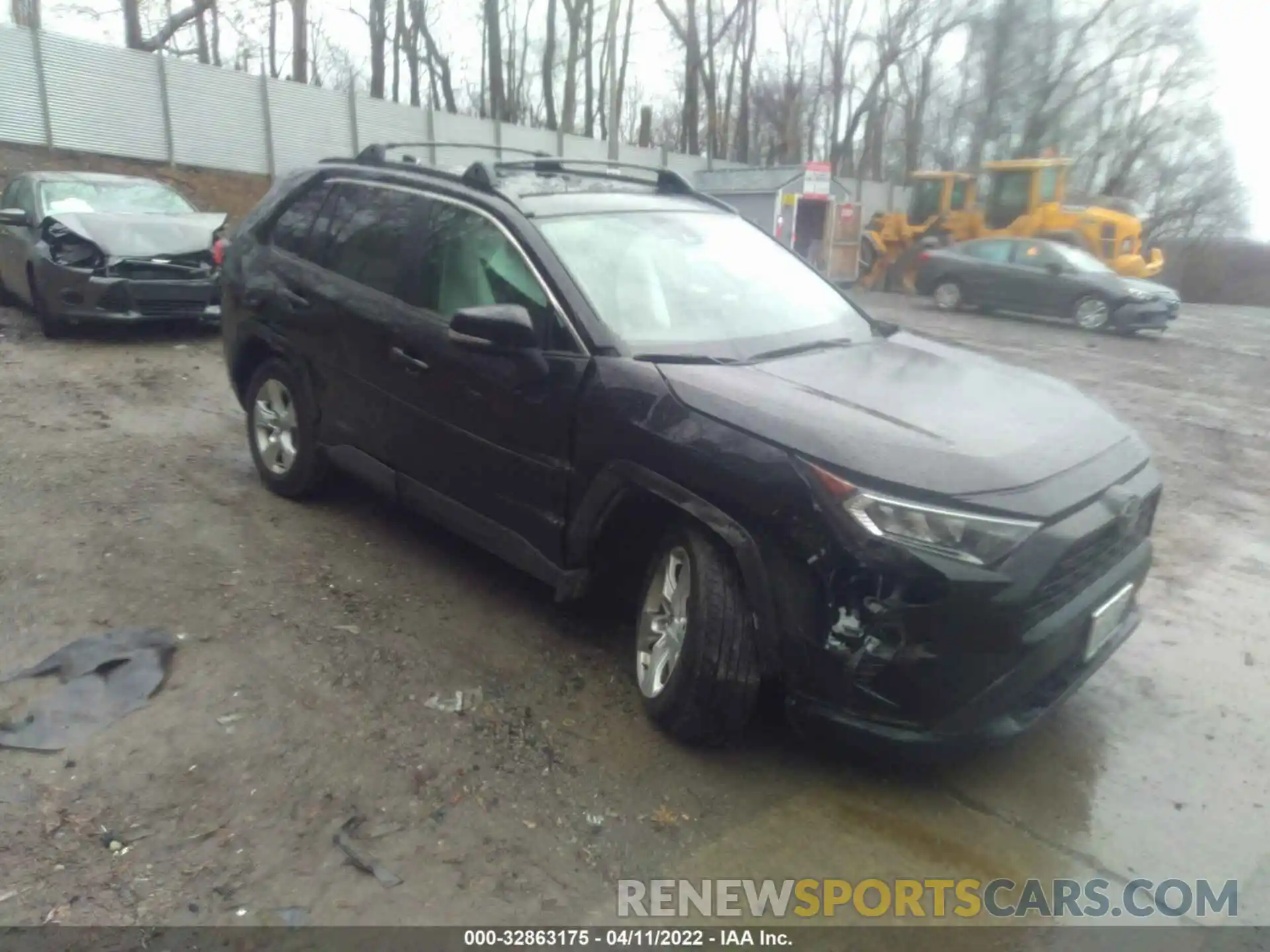 1 Photograph of a damaged car 2T3P1RFV6MC248212 TOYOTA RAV4 2021