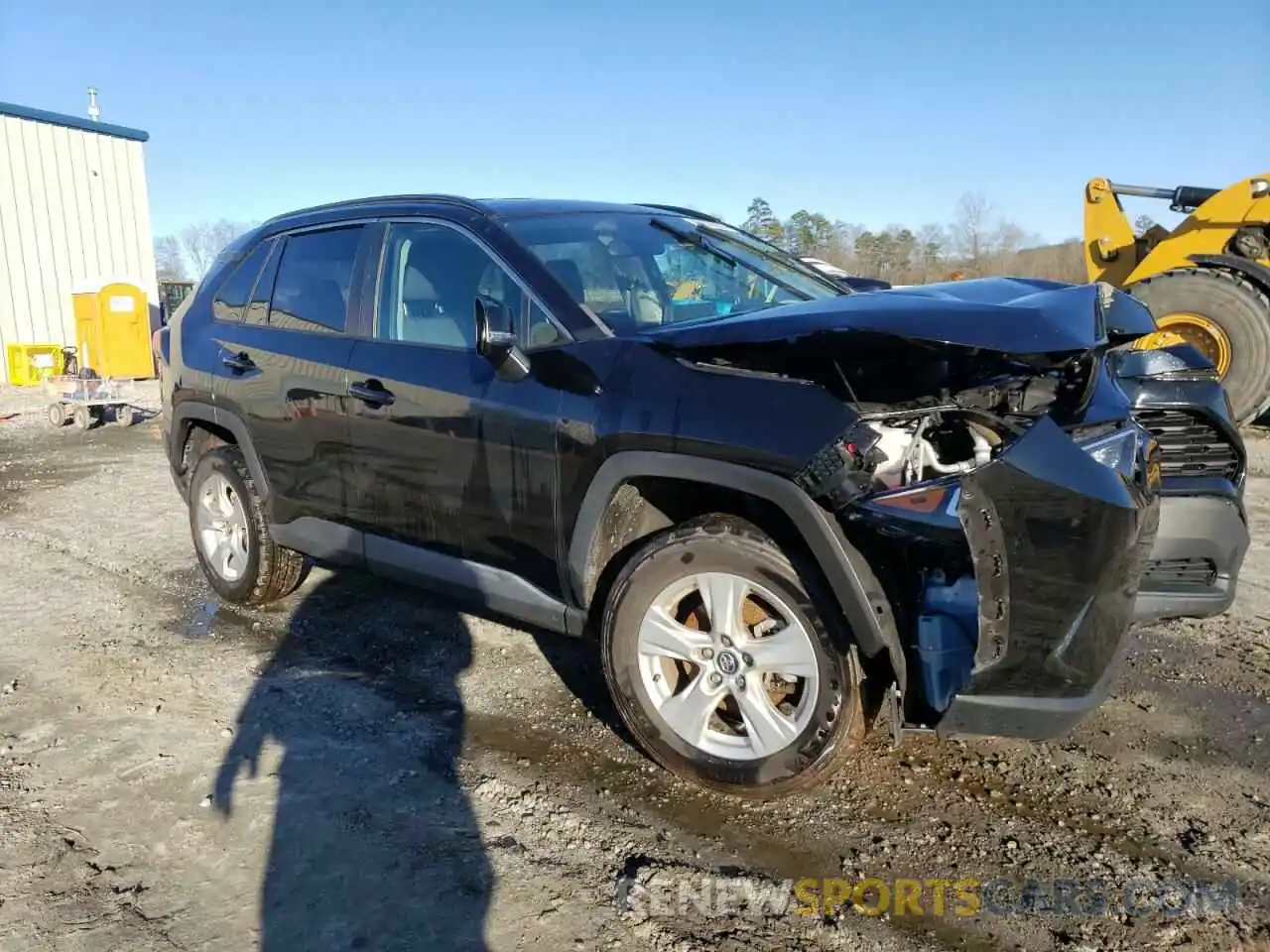 4 Photograph of a damaged car 2T3P1RFV6MW140283 TOYOTA RAV4 2021