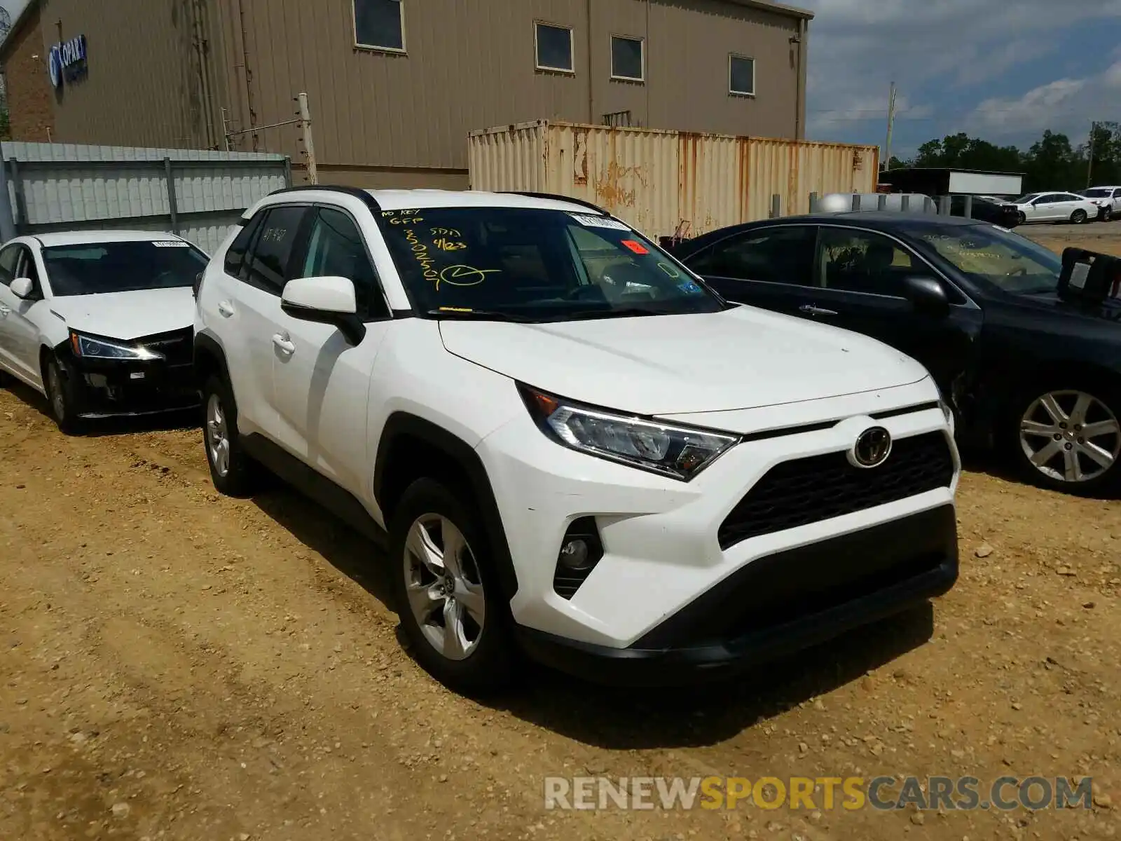 1 Photograph of a damaged car 2T3P1RFV6MW164227 TOYOTA RAV4 2021