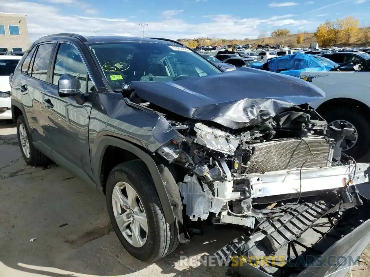 1 Photograph of a damaged car 2T3P1RFV6MW165202 TOYOTA RAV4 2021