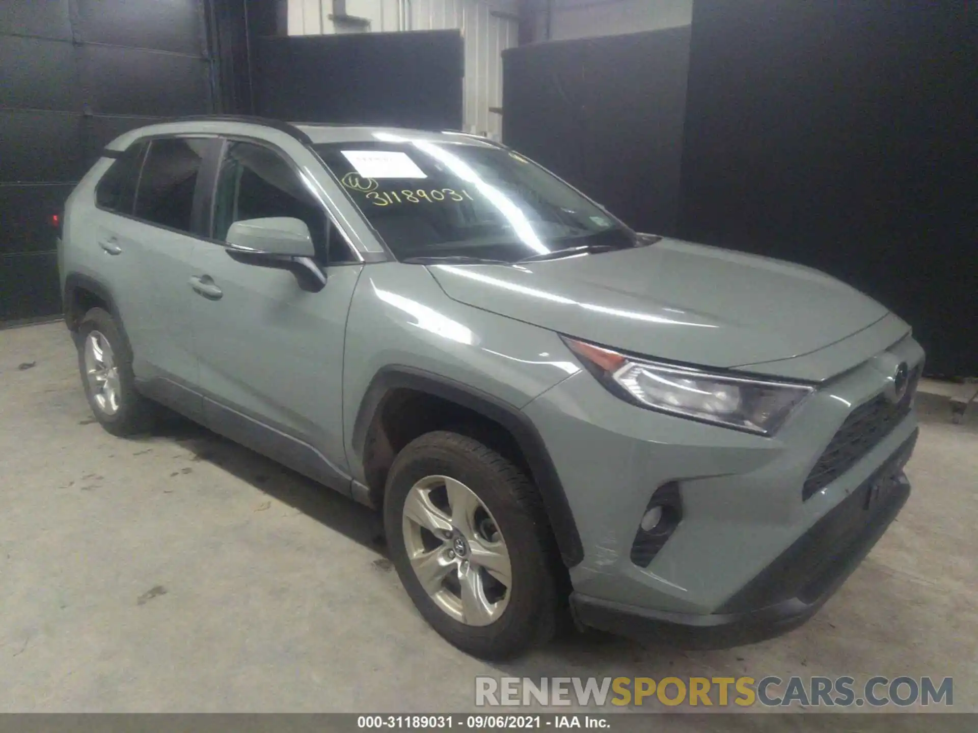 1 Photograph of a damaged car 2T3P1RFV6MW168844 TOYOTA RAV4 2021