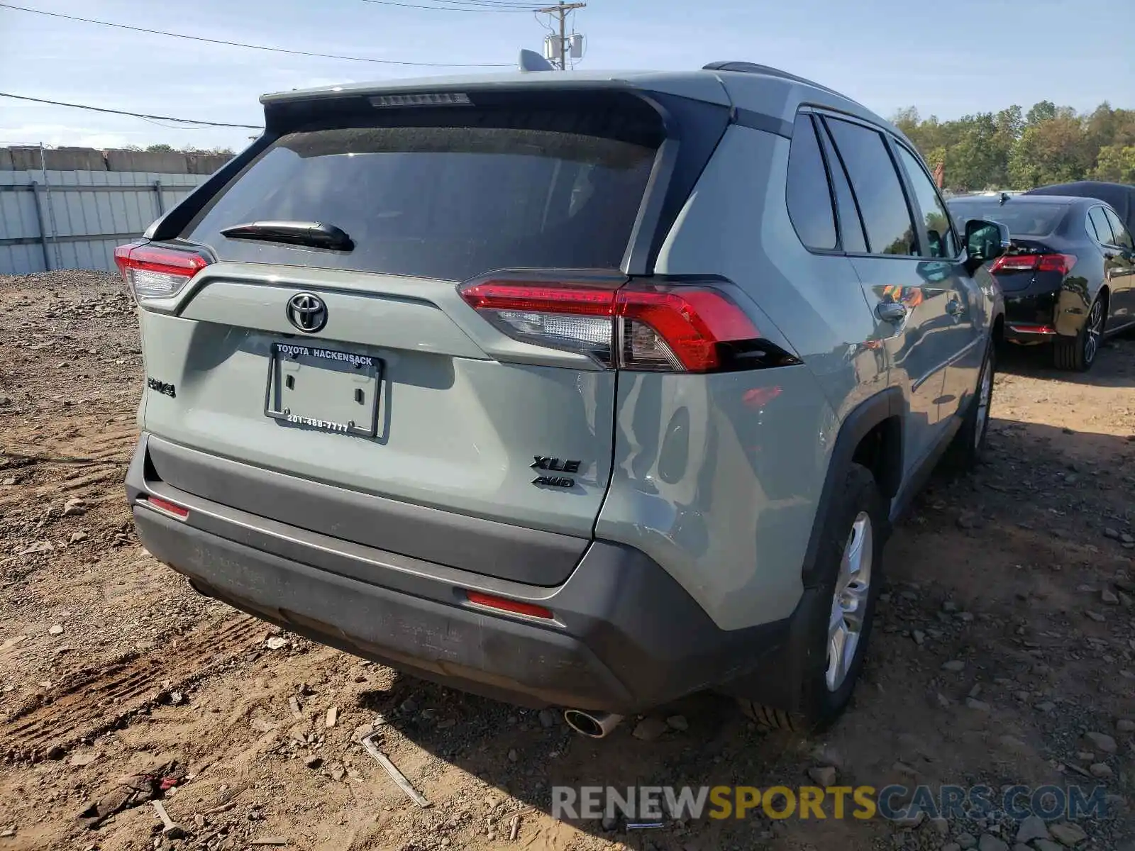 4 Photograph of a damaged car 2T3P1RFV6MW169217 TOYOTA RAV4 2021