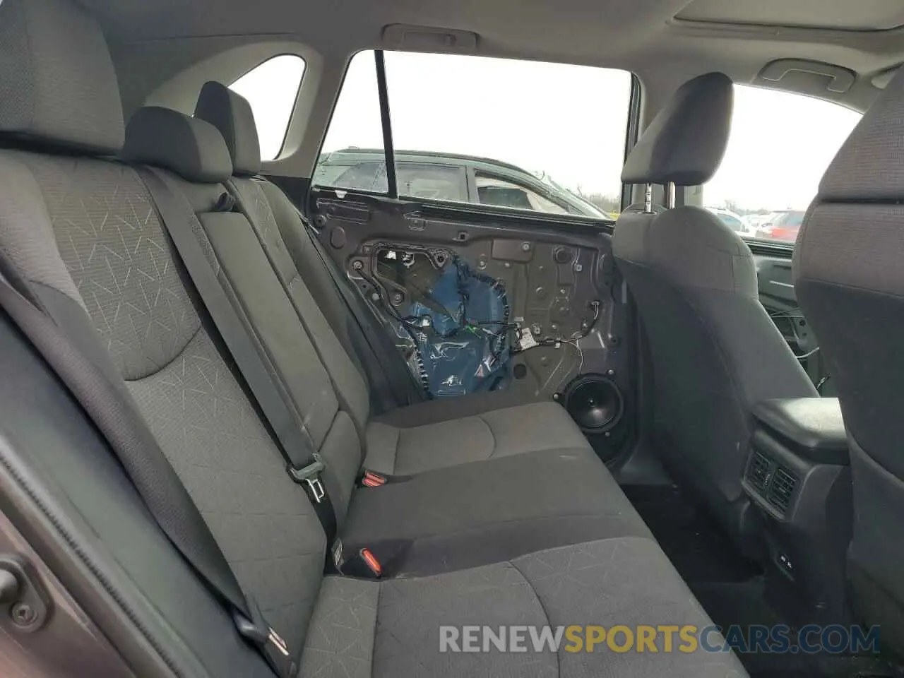 11 Photograph of a damaged car 2T3P1RFV6MW176703 TOYOTA RAV4 2021