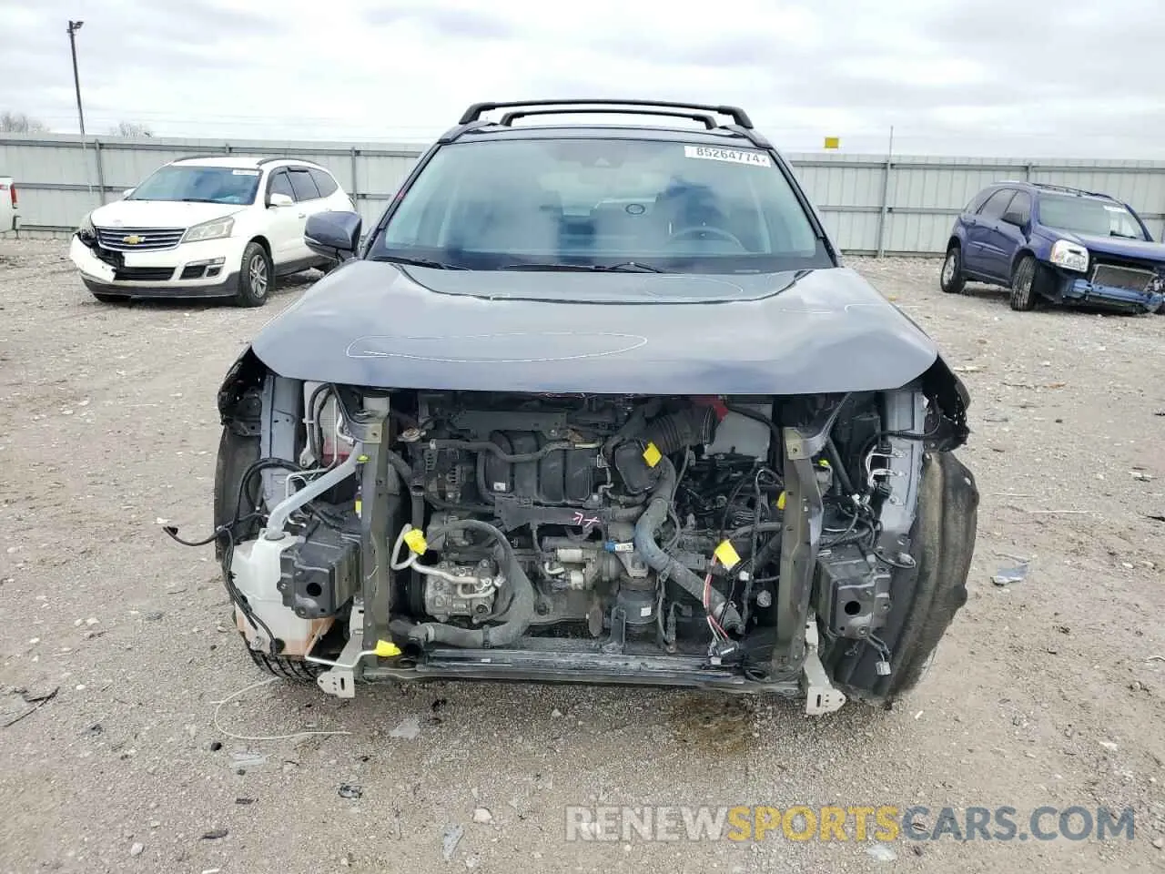 5 Photograph of a damaged car 2T3P1RFV6MW176703 TOYOTA RAV4 2021