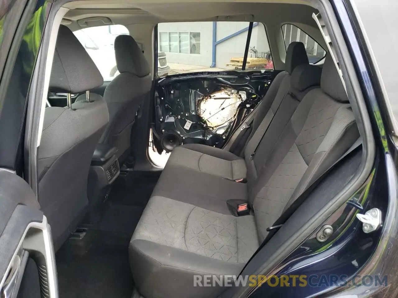 11 Photograph of a damaged car 2T3P1RFV6MW185675 TOYOTA RAV4 2021