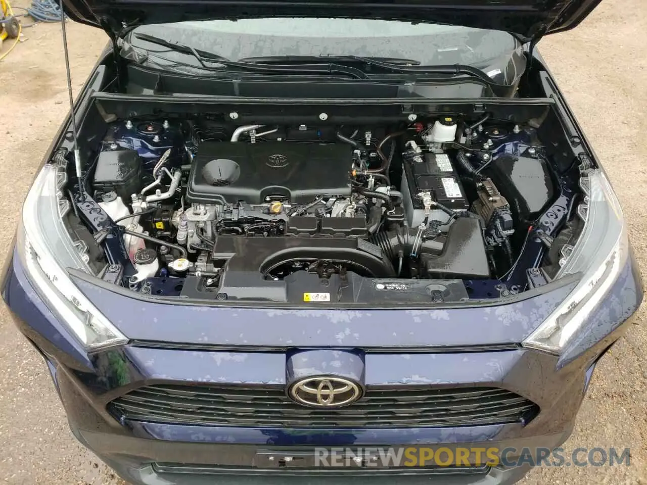 12 Photograph of a damaged car 2T3P1RFV6MW185675 TOYOTA RAV4 2021