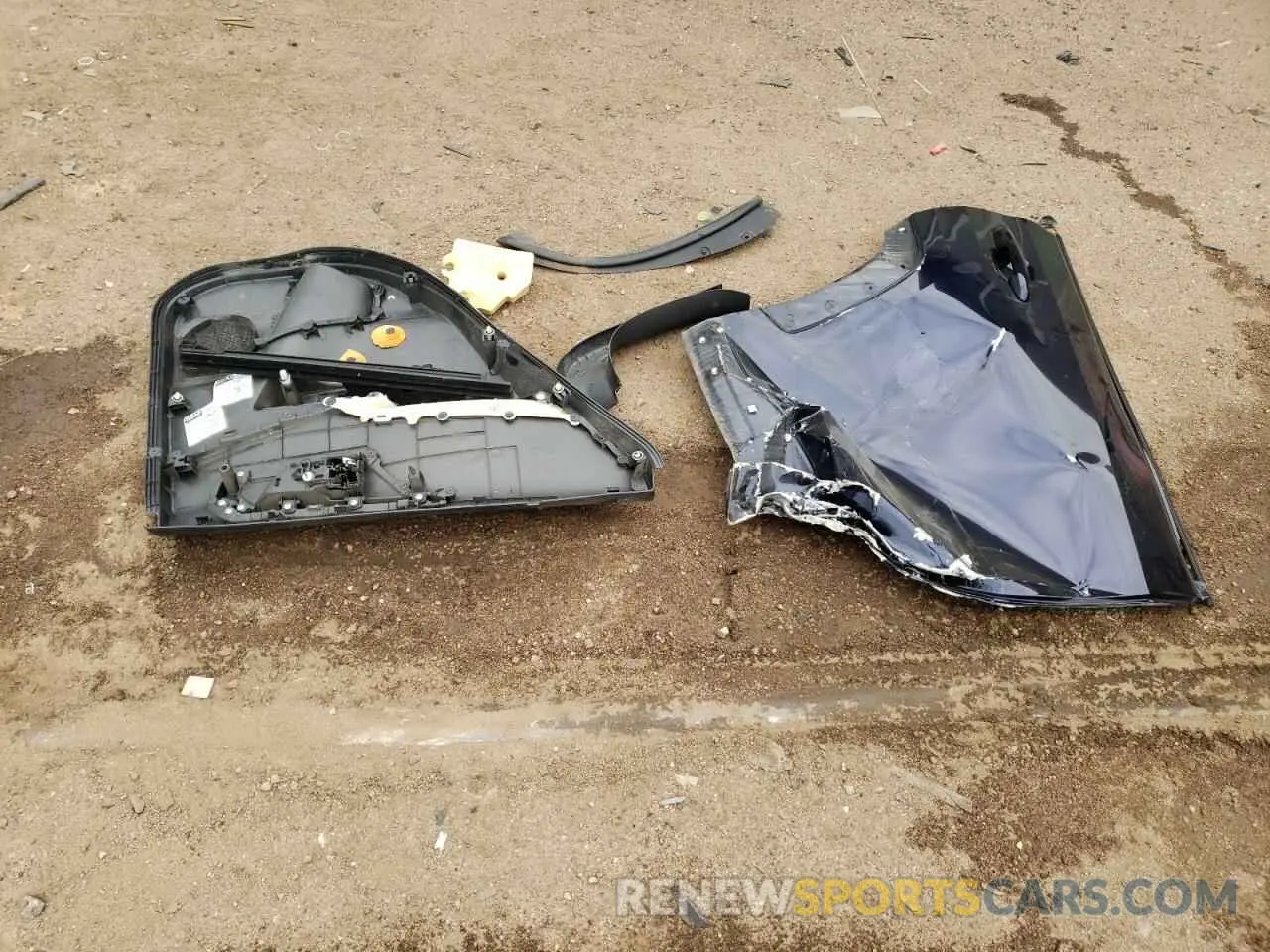 13 Photograph of a damaged car 2T3P1RFV6MW185675 TOYOTA RAV4 2021