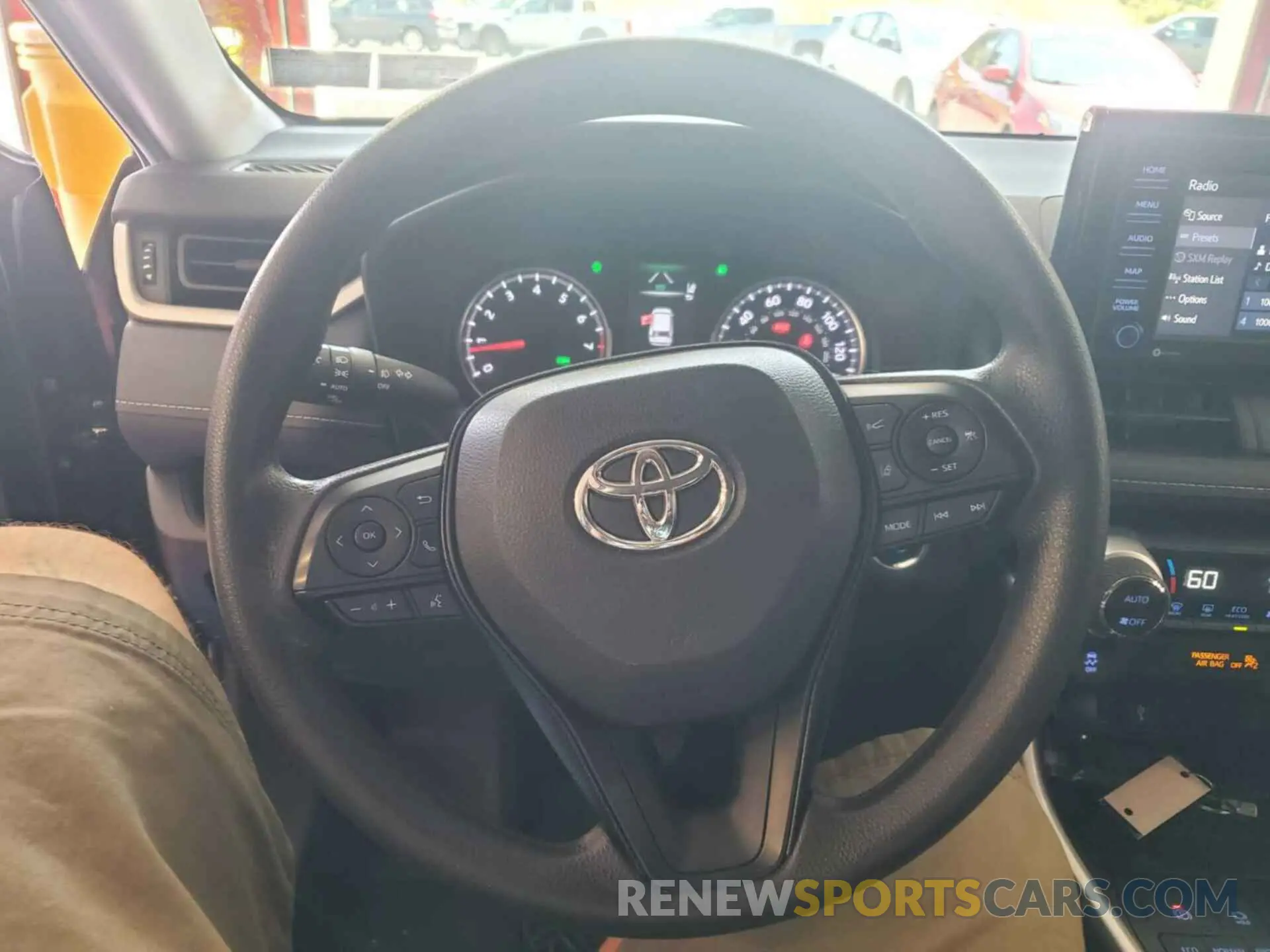 15 Photograph of a damaged car 2T3P1RFV6MW206427 TOYOTA RAV4 2021