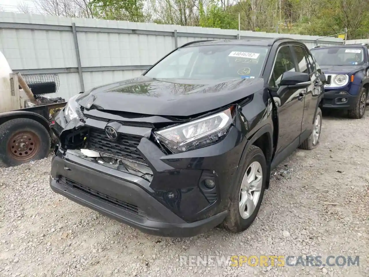 2 Photograph of a damaged car 2T3P1RFV6MW226192 TOYOTA RAV4 2021