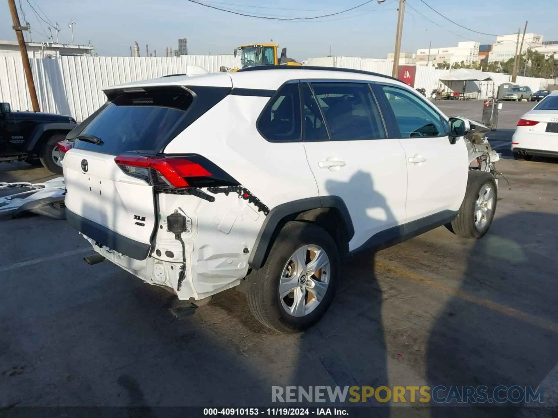 4 Photograph of a damaged car 2T3P1RFV7MC151598 TOYOTA RAV4 2021