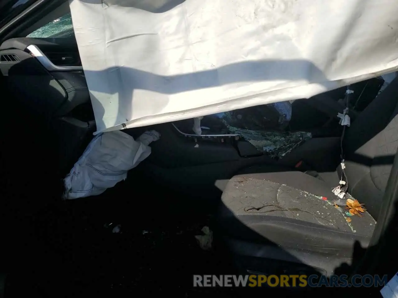 7 Photograph of a damaged car 2T3P1RFV7MC186285 TOYOTA RAV4 2021