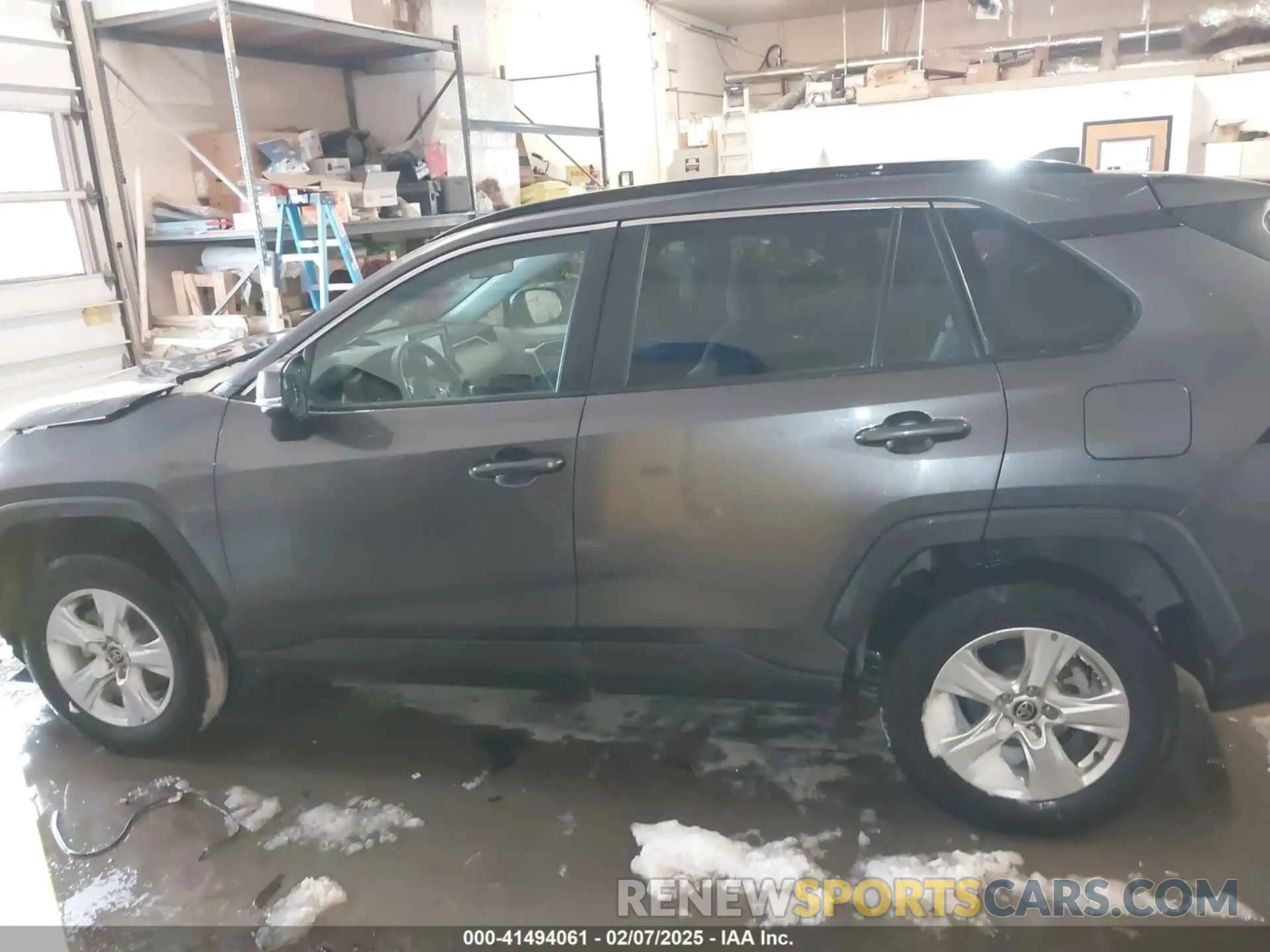 15 Photograph of a damaged car 2T3P1RFV7MC218510 TOYOTA RAV4 2021