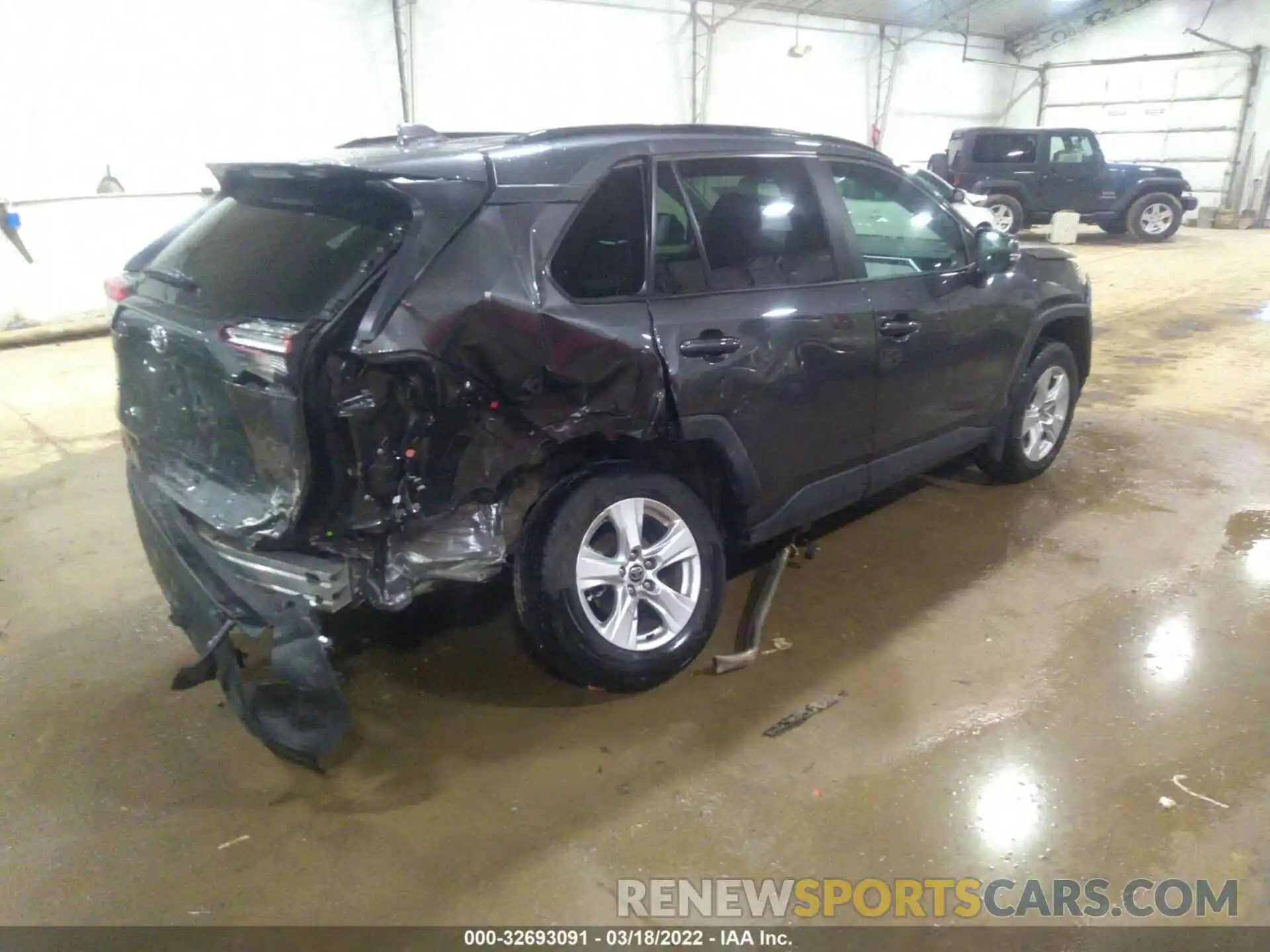 4 Photograph of a damaged car 2T3P1RFV7MC238594 TOYOTA RAV4 2021