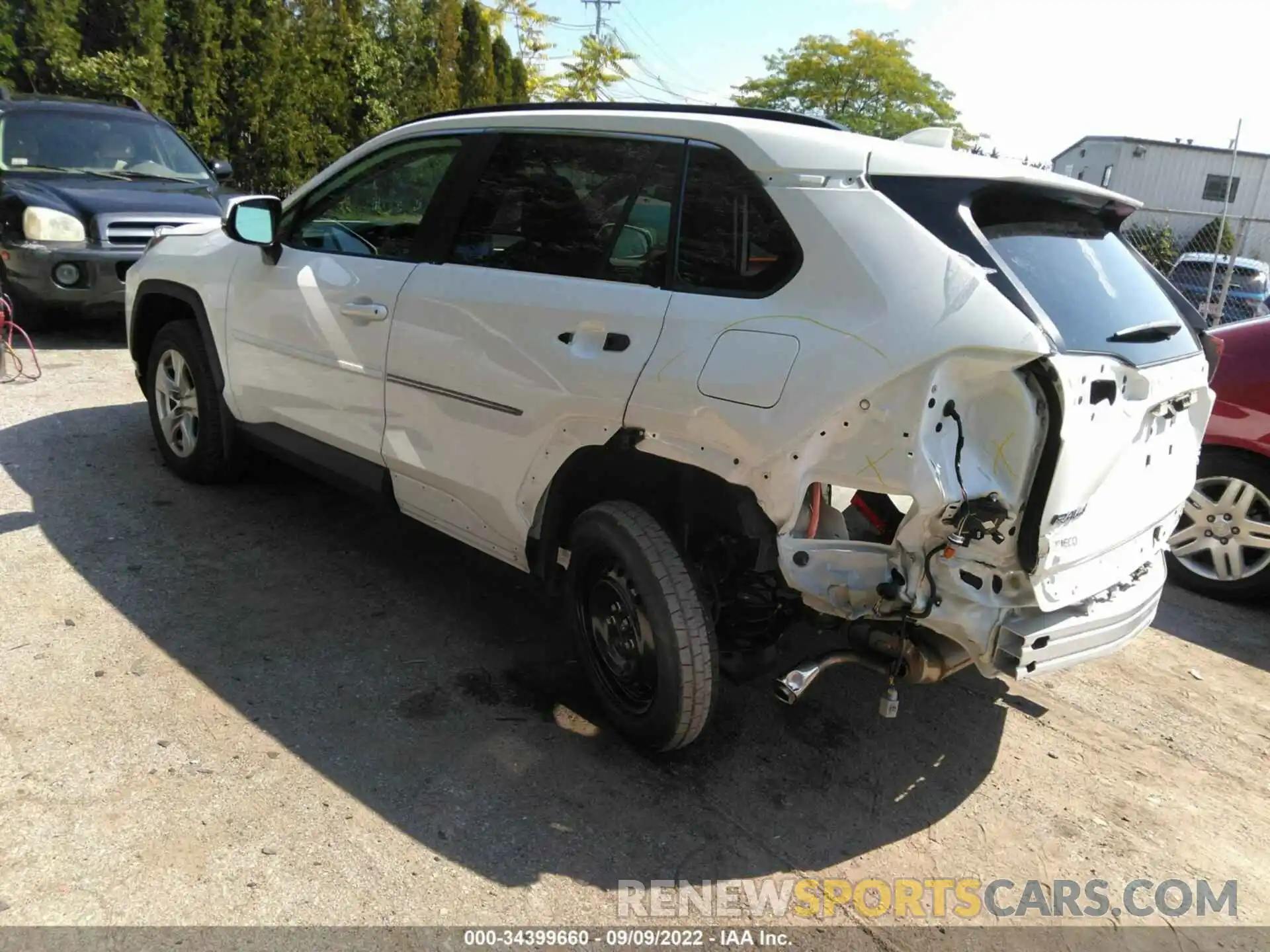 3 Photograph of a damaged car 2T3P1RFV7MC245626 TOYOTA RAV4 2021