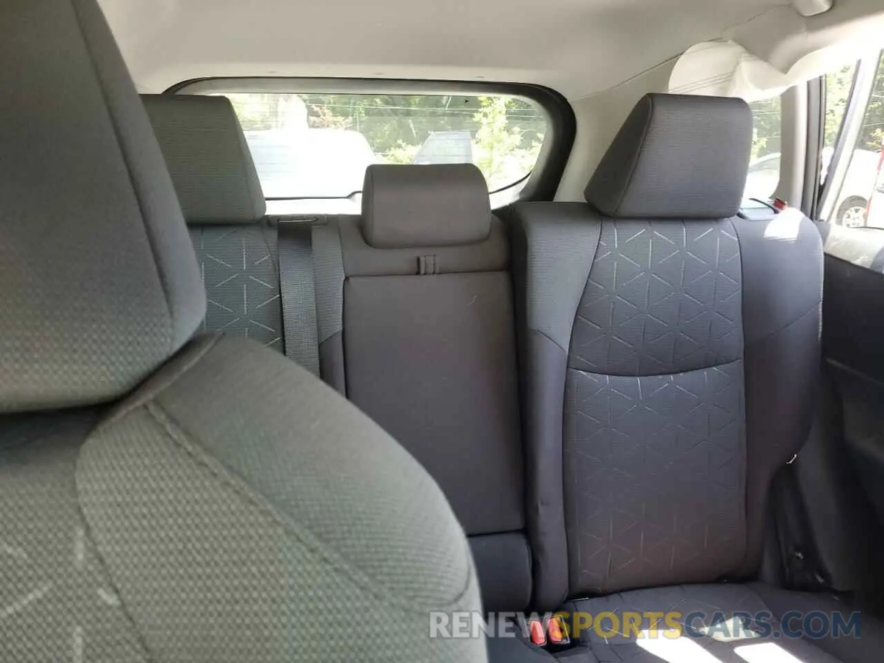 10 Photograph of a damaged car 2T3P1RFV7MC248221 TOYOTA RAV4 2021