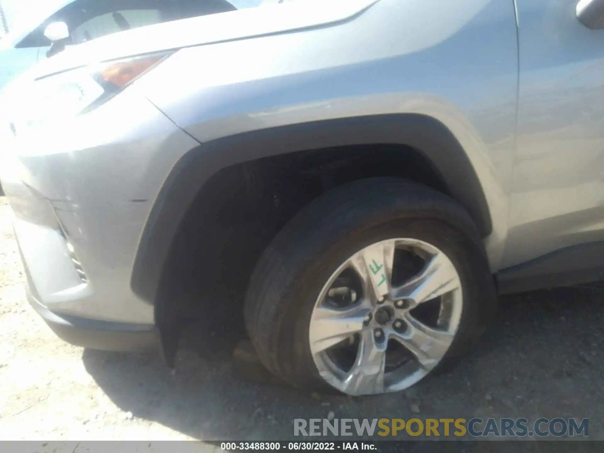 6 Photograph of a damaged car 2T3P1RFV7MW142463 TOYOTA RAV4 2021