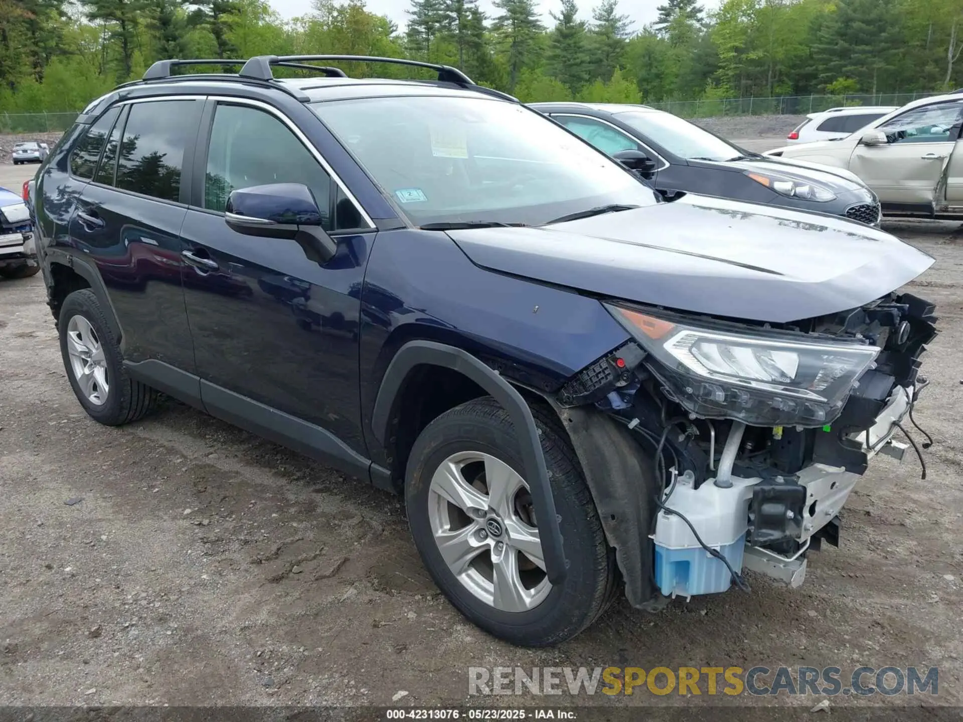 1 Photograph of a damaged car 2T3P1RFV7MW154418 TOYOTA RAV4 2021