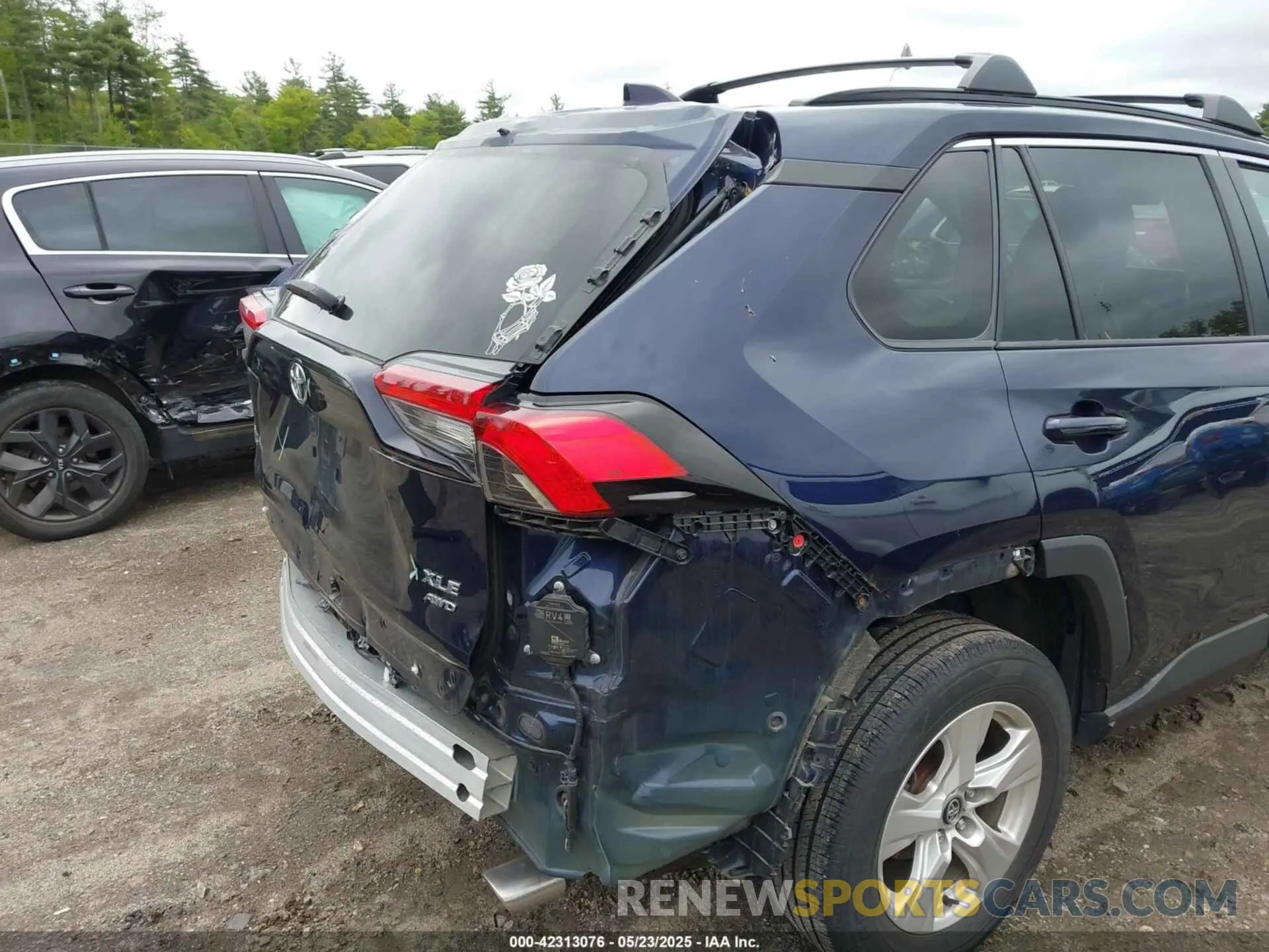 20 Photograph of a damaged car 2T3P1RFV7MW154418 TOYOTA RAV4 2021