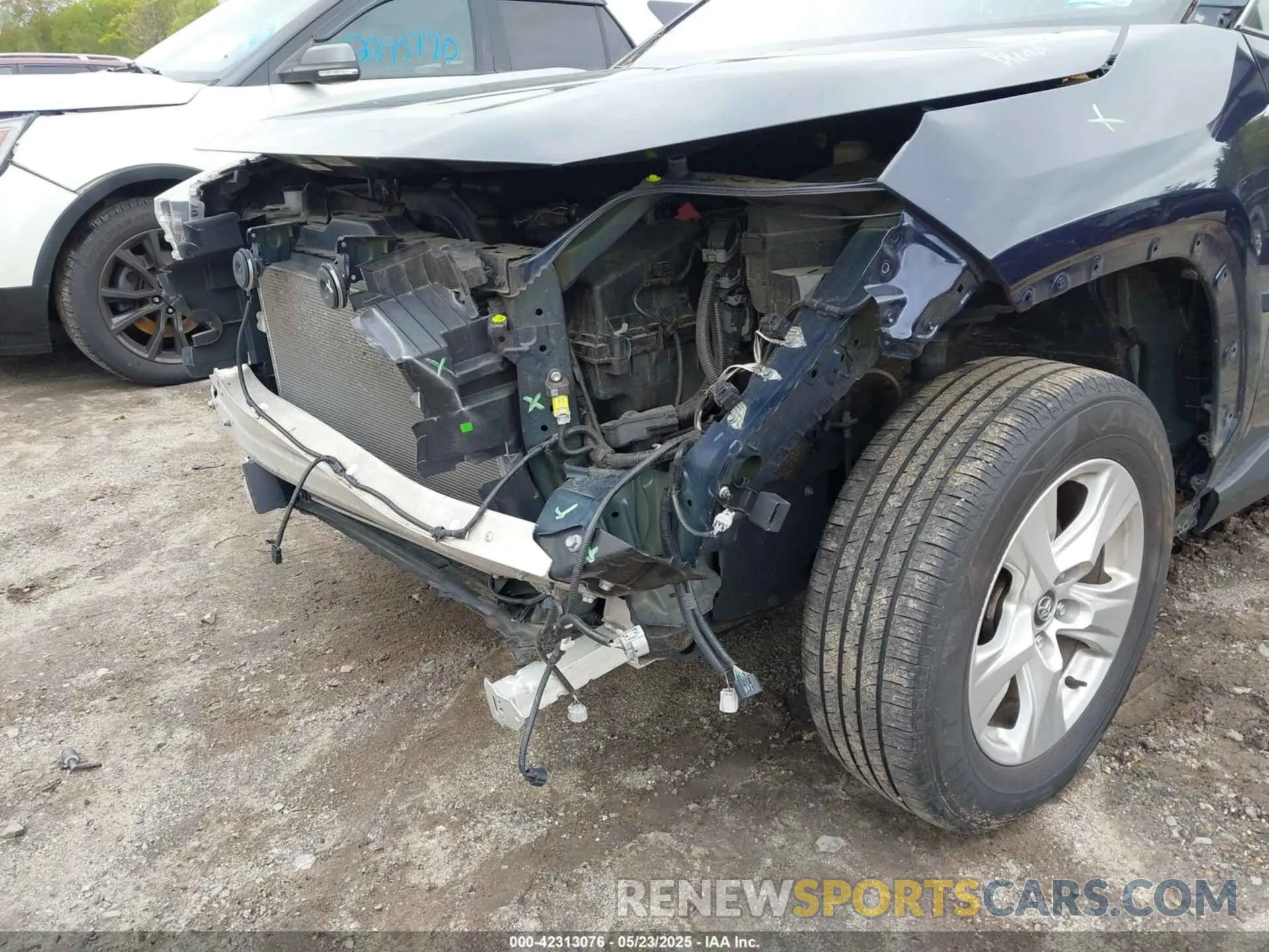 6 Photograph of a damaged car 2T3P1RFV7MW154418 TOYOTA RAV4 2021