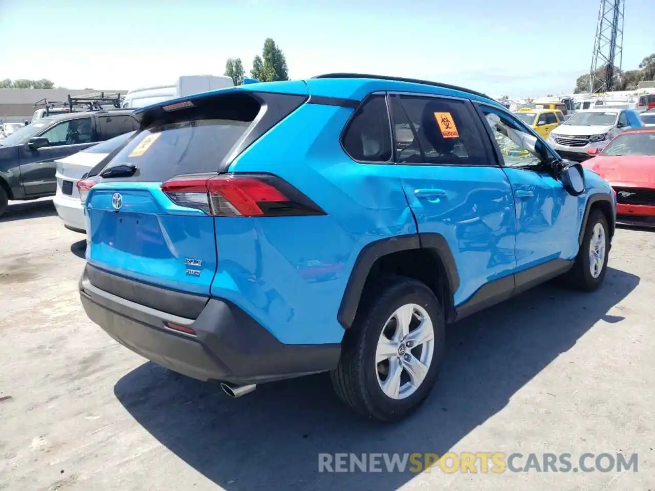 4 Photograph of a damaged car 2T3P1RFV7MW155617 TOYOTA RAV4 2021