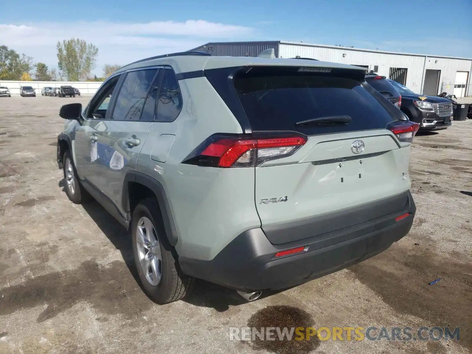 3 Photograph of a damaged car 2T3P1RFV7MW189766 TOYOTA RAV4 2021