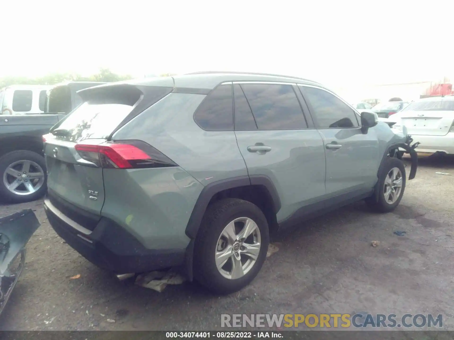 4 Photograph of a damaged car 2T3P1RFV7MW193977 TOYOTA RAV4 2021