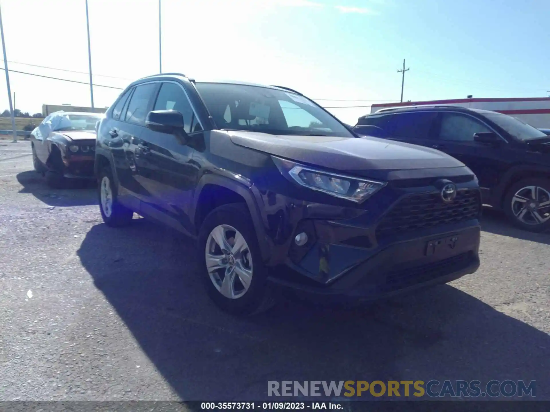 1 Photograph of a damaged car 2T3P1RFV7MW194577 TOYOTA RAV4 2021